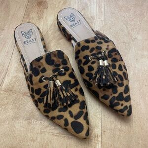 Beast Fashion Cheetah Slides